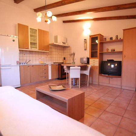 Rooms And Apartment Ambrozic Vremski Britof Экстерьер фото